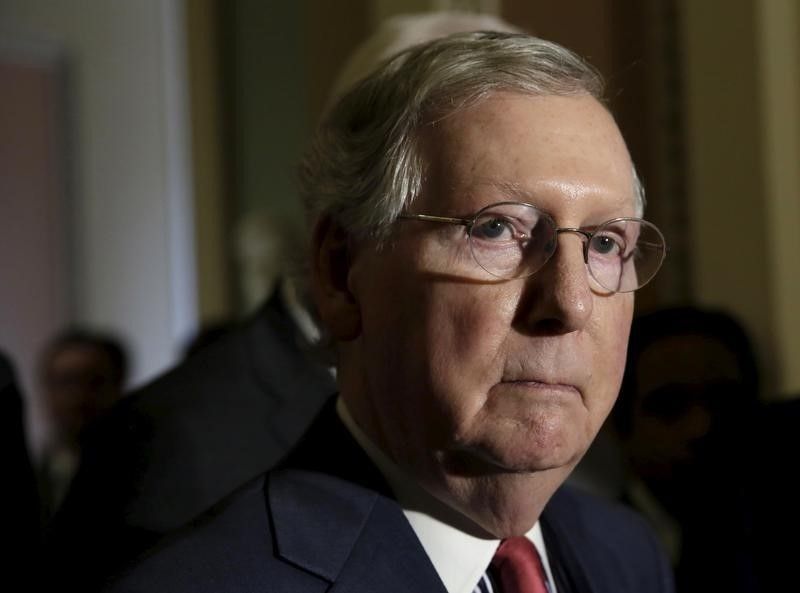07_16_Mitch_Trump_01 07_16_Mitch_Trump_01