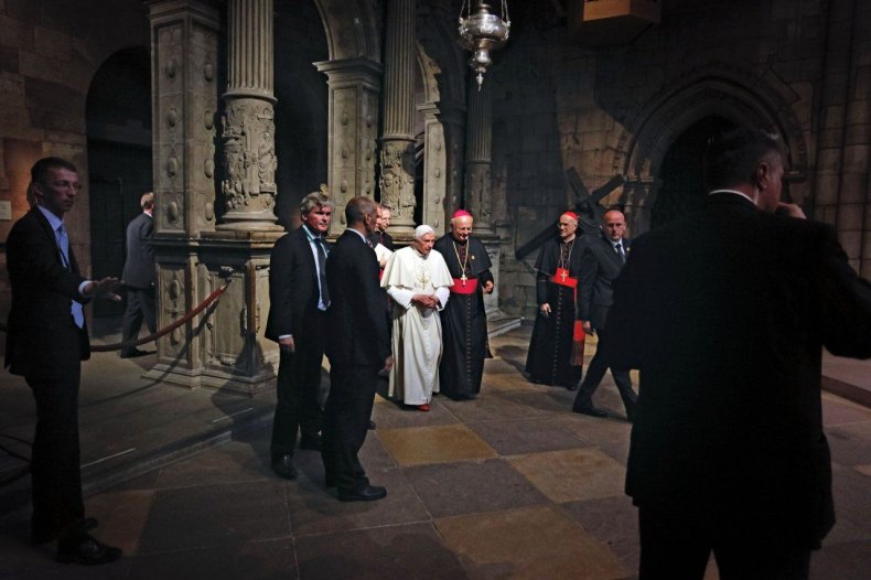 pope-benedict-resigns-wilson-FE0107-secondary