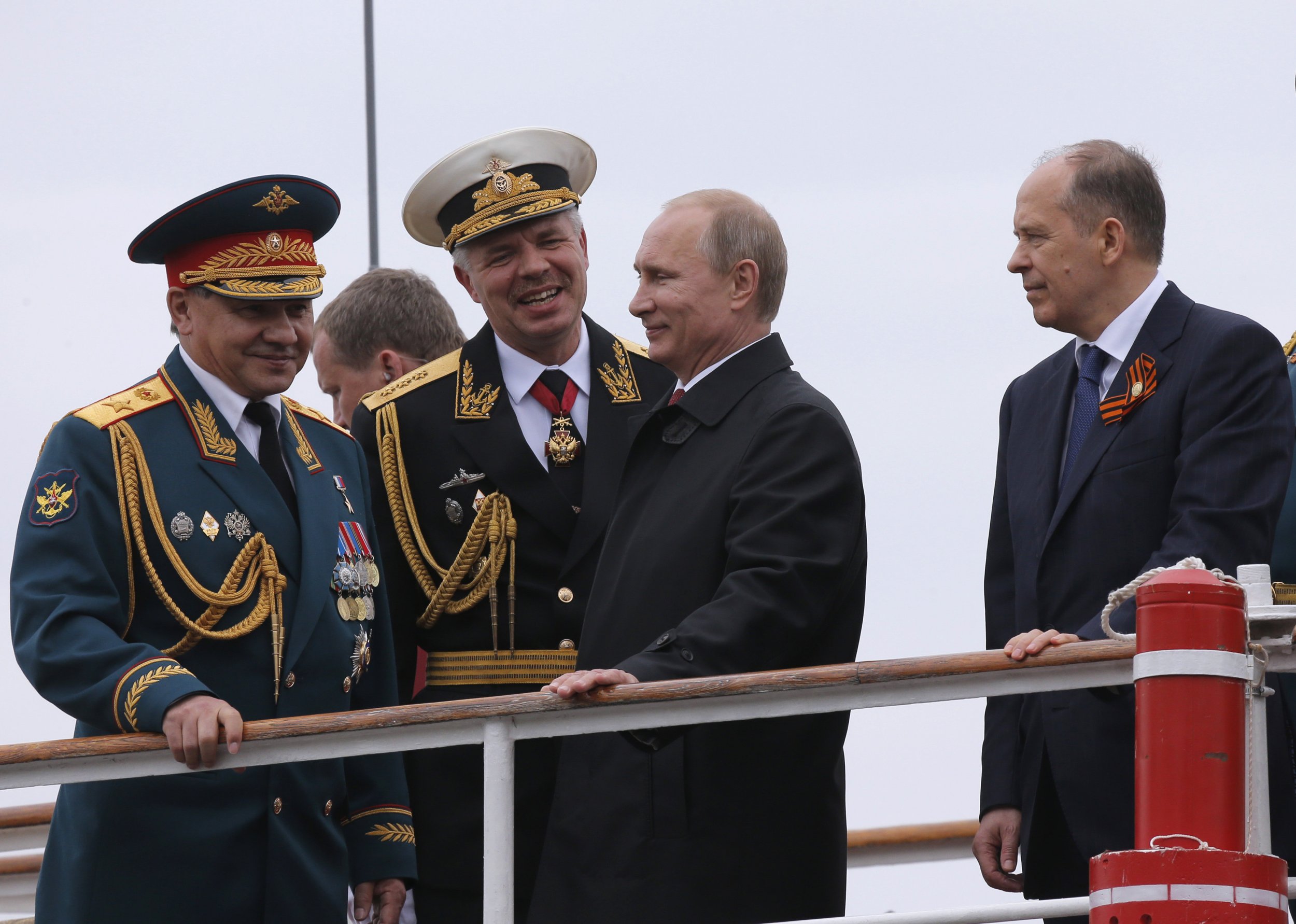 Vladimir Putin and commanders