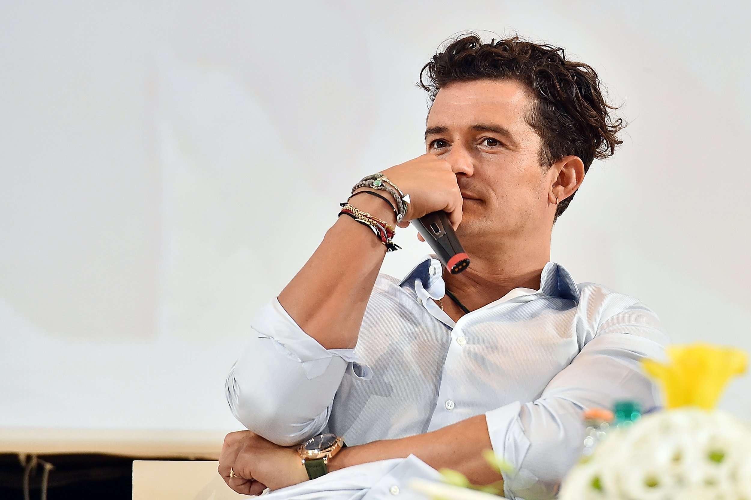 Orlando Bloom S Nude Photos Are One Hell Of A Publicity Stunt Newsweek