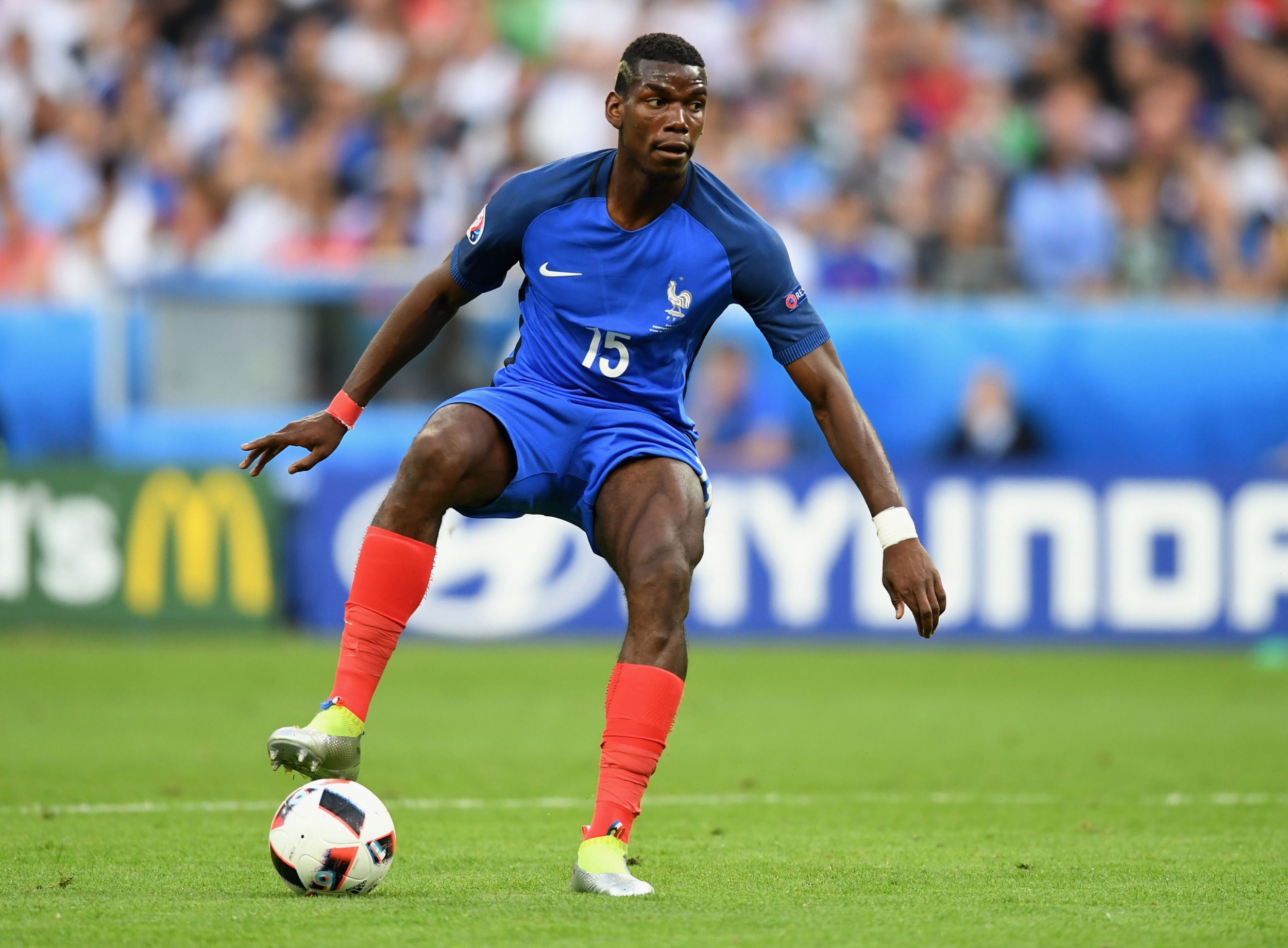 Paul Pogba: Manchester United Record Signing Welcomed On ...