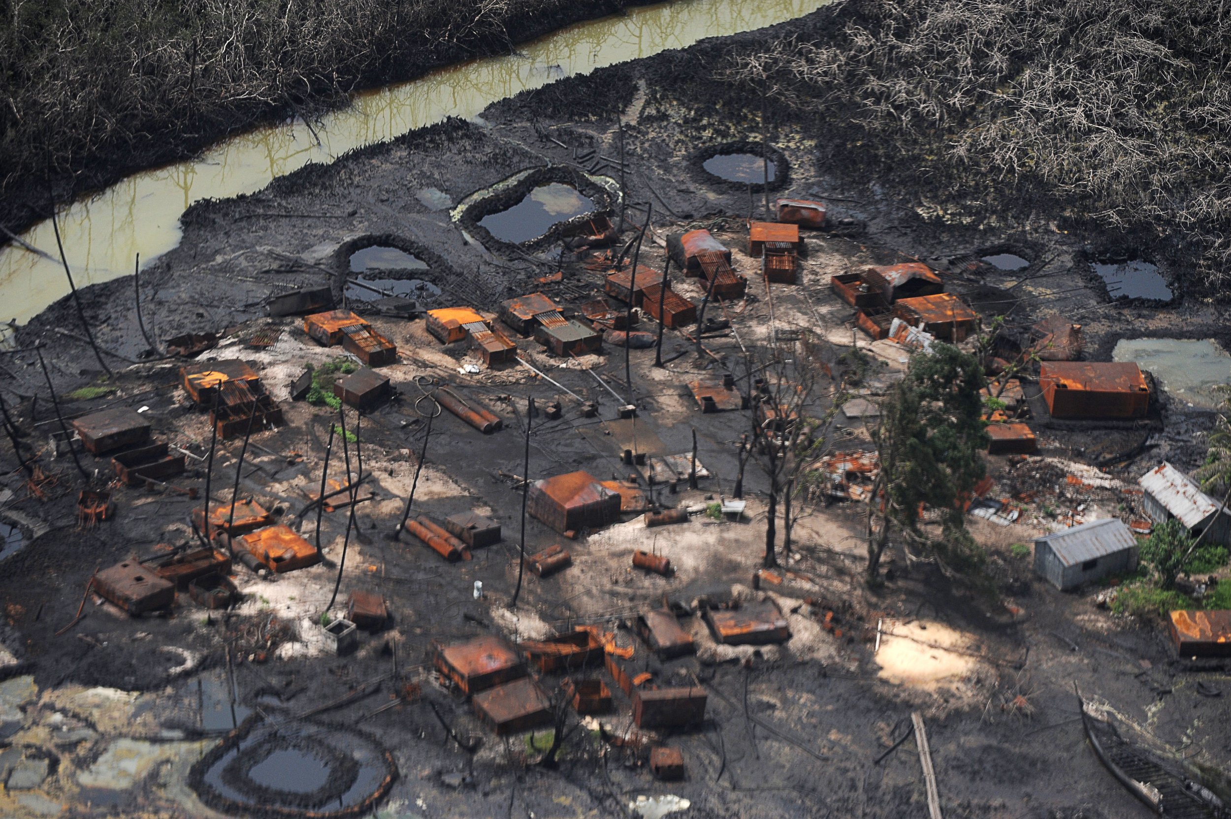 Niger Delta destroyed refinery