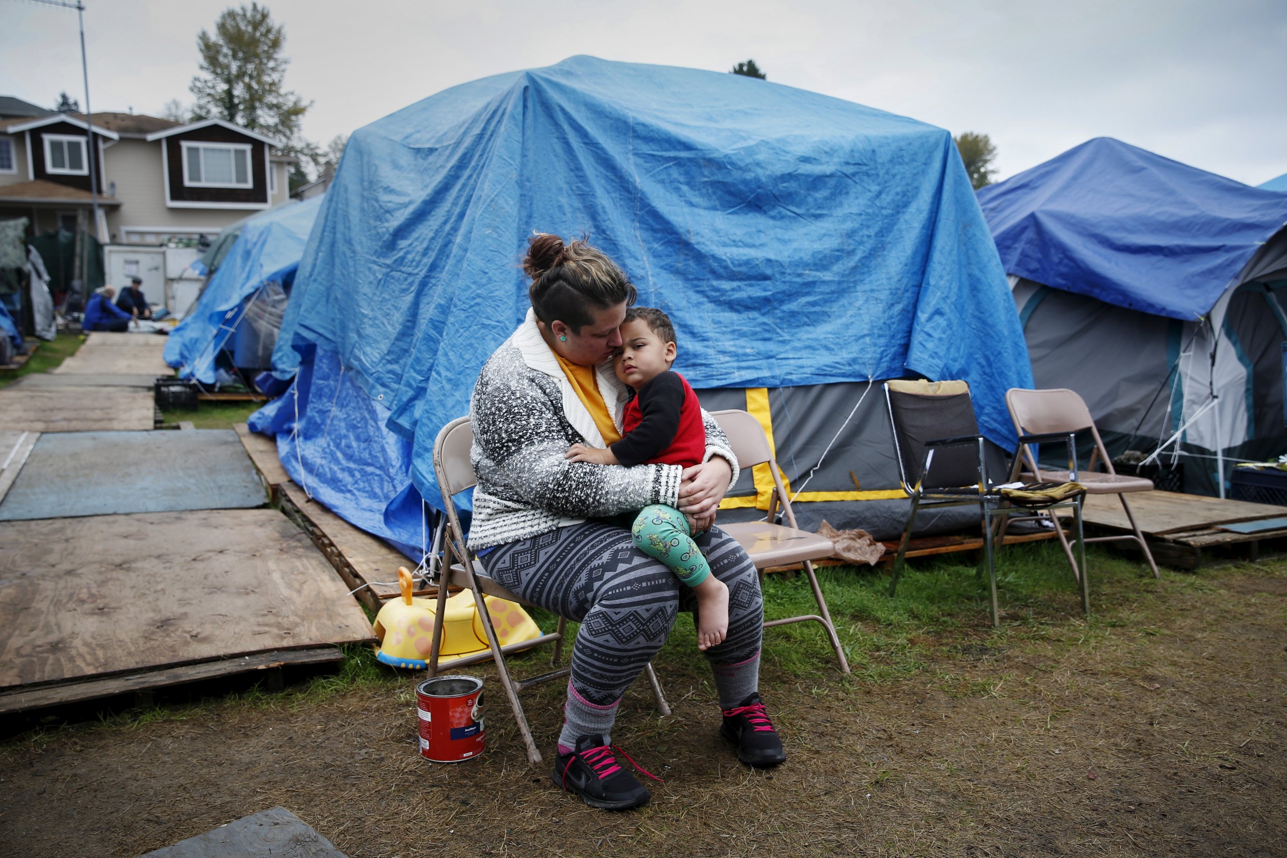 Палаточный лагерь бездомных в США