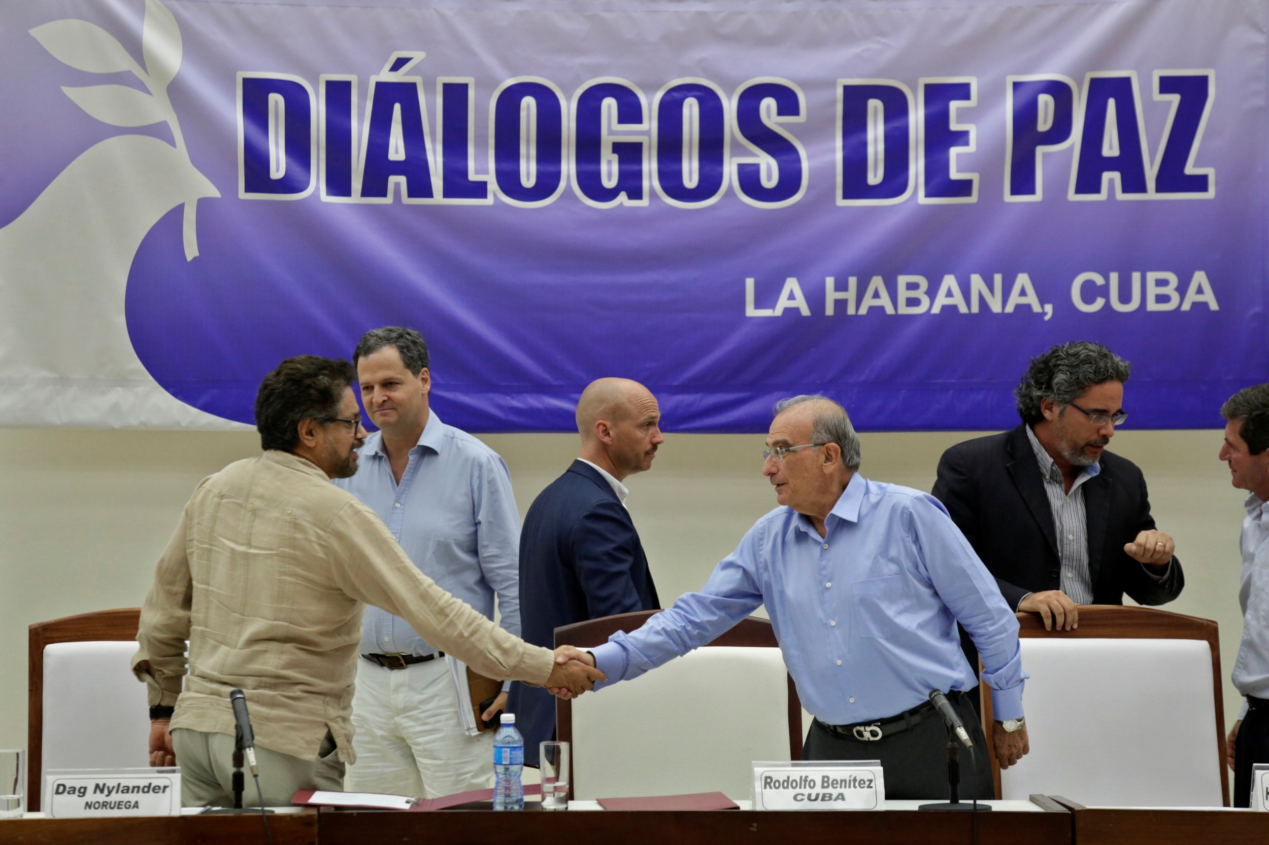 FARC - Humberto de la Calle and Ivan Marquez