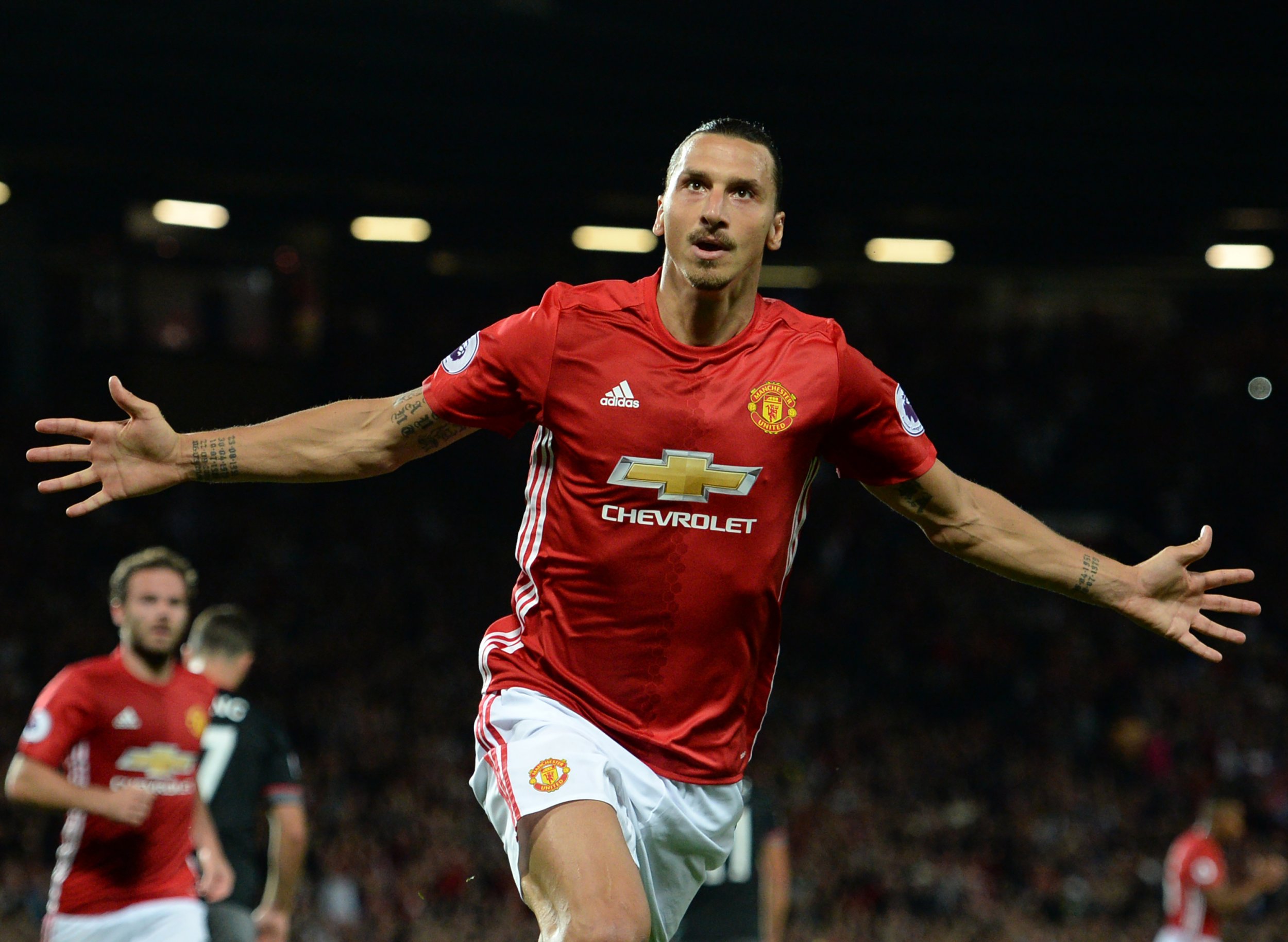 Zlatan Ibrahimovic: How Jose Mourinho Recruit Shocked ...