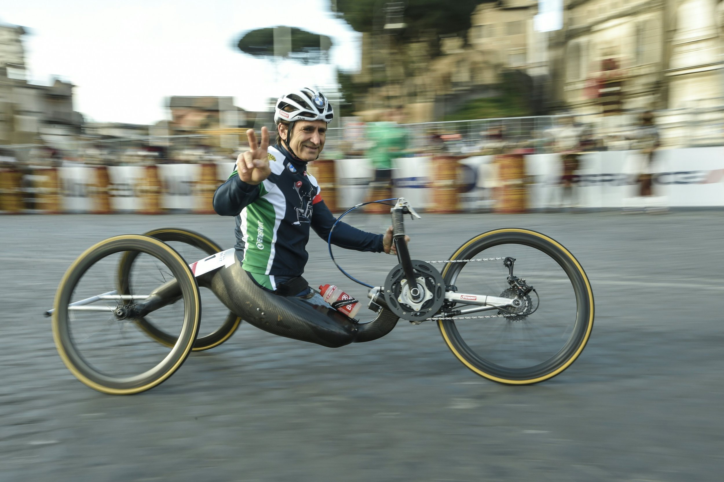 Rio 2016 Paralympics Alex Zanardi Wins Gold 15 Years After Horror 0690