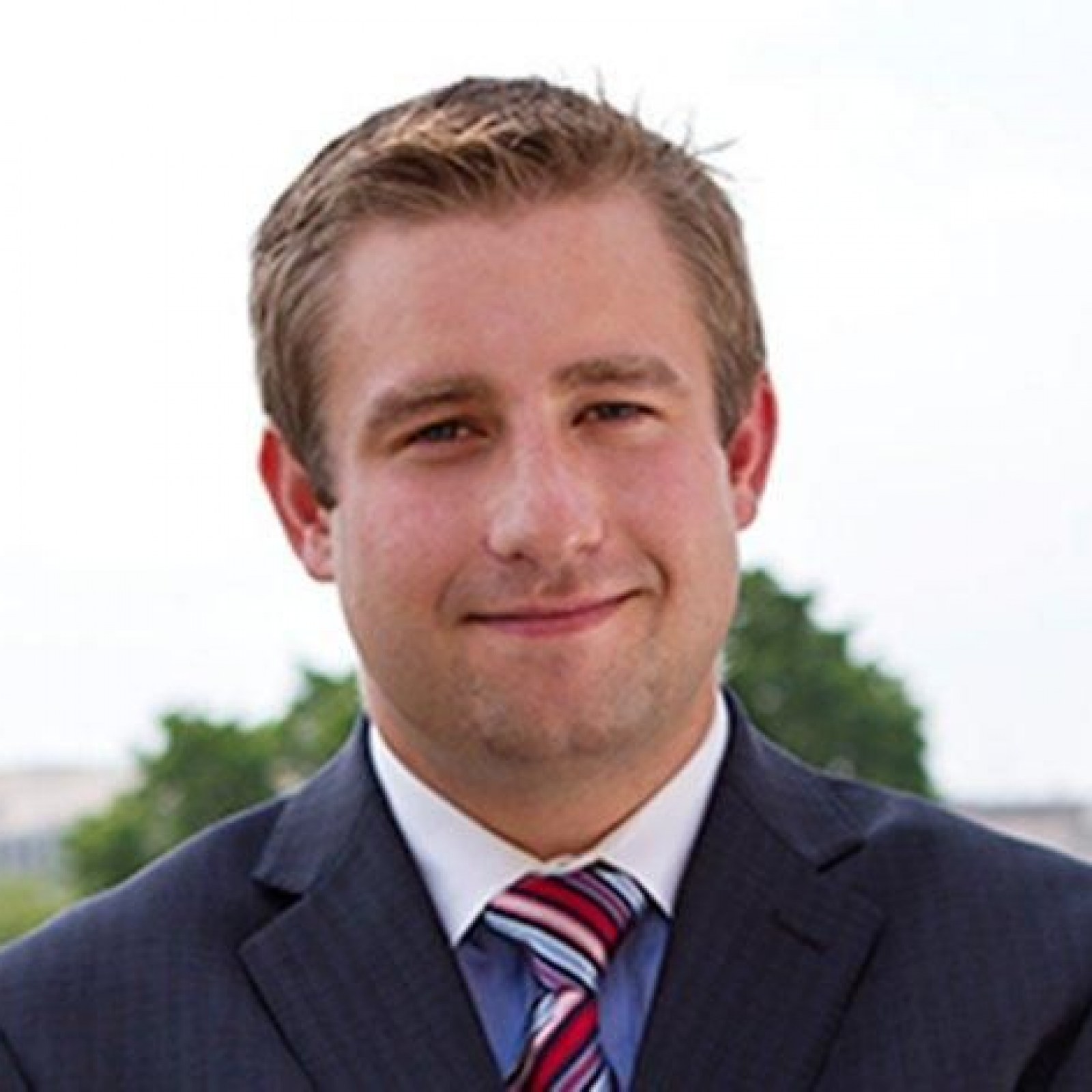 Seth Rich S Death Why A Gop Lobbyist Will Pay 100 000 To Learn Who Killed The Dnc Staffer Seth Rich S Death Why A Gop Lobbyist Will Pay 100 000 To Learn Who Killed The Dnc Staffer