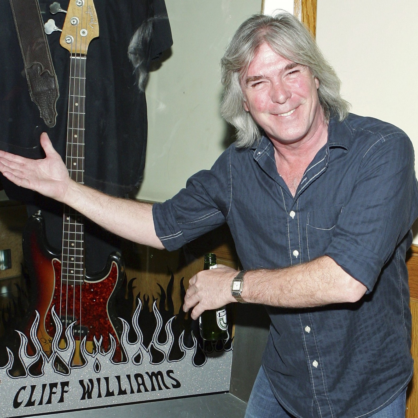 AC/DC bassist Cliff Williams says he is retiring, AC/DC