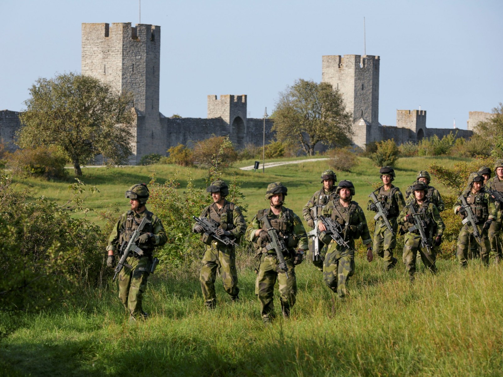 Swedes Reinforce Gotland Island Against Russian Invasion Swedes Reinforce Gotland Island Against Russian Invasion