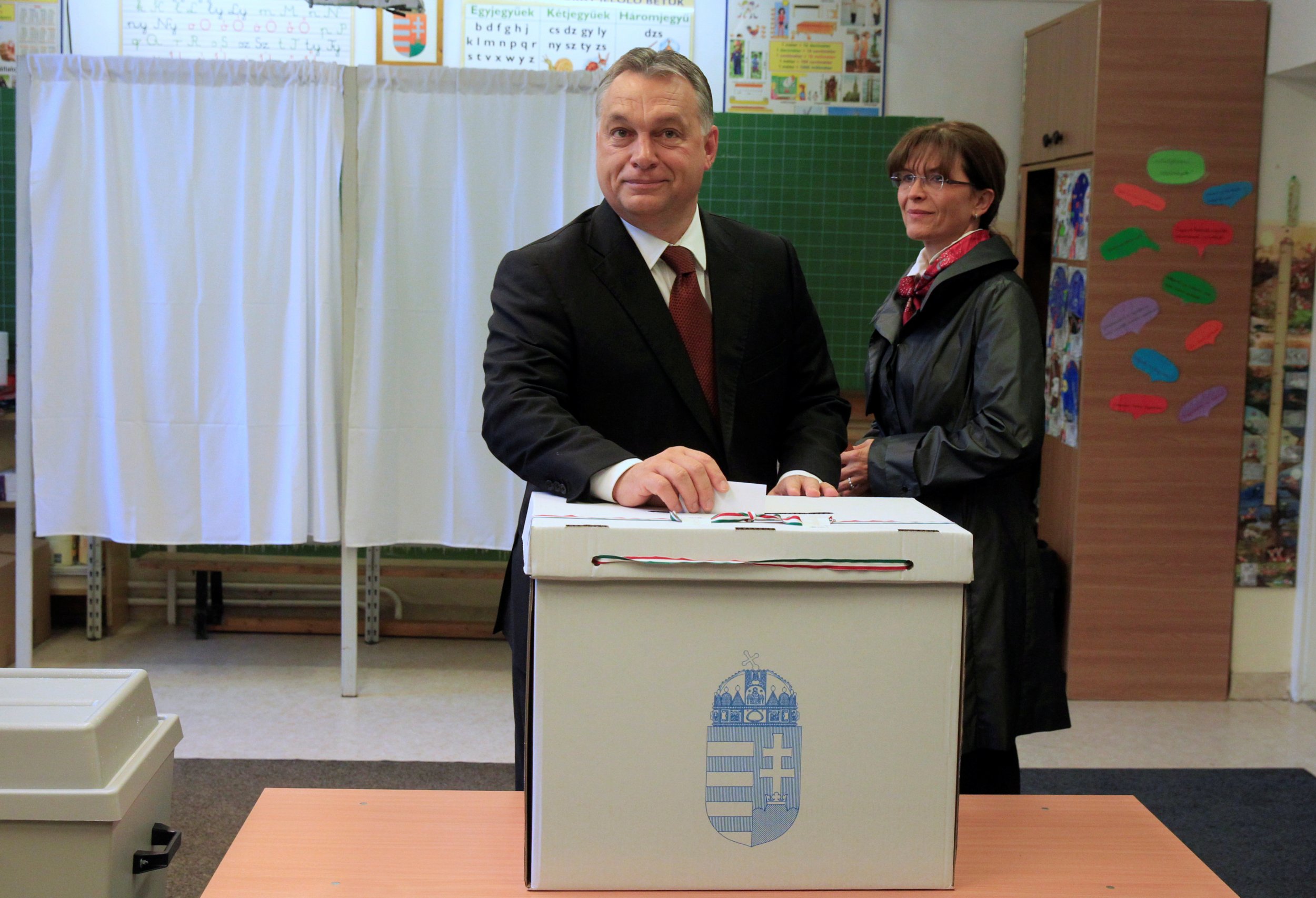 Viktor Orban votes