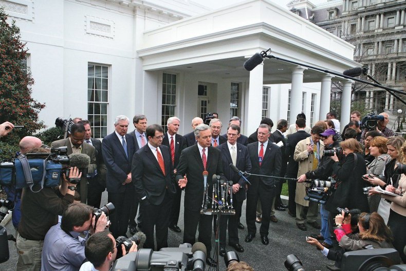 obama-bankers-fe04-2ndary obama-bankers-fe04-2ndary