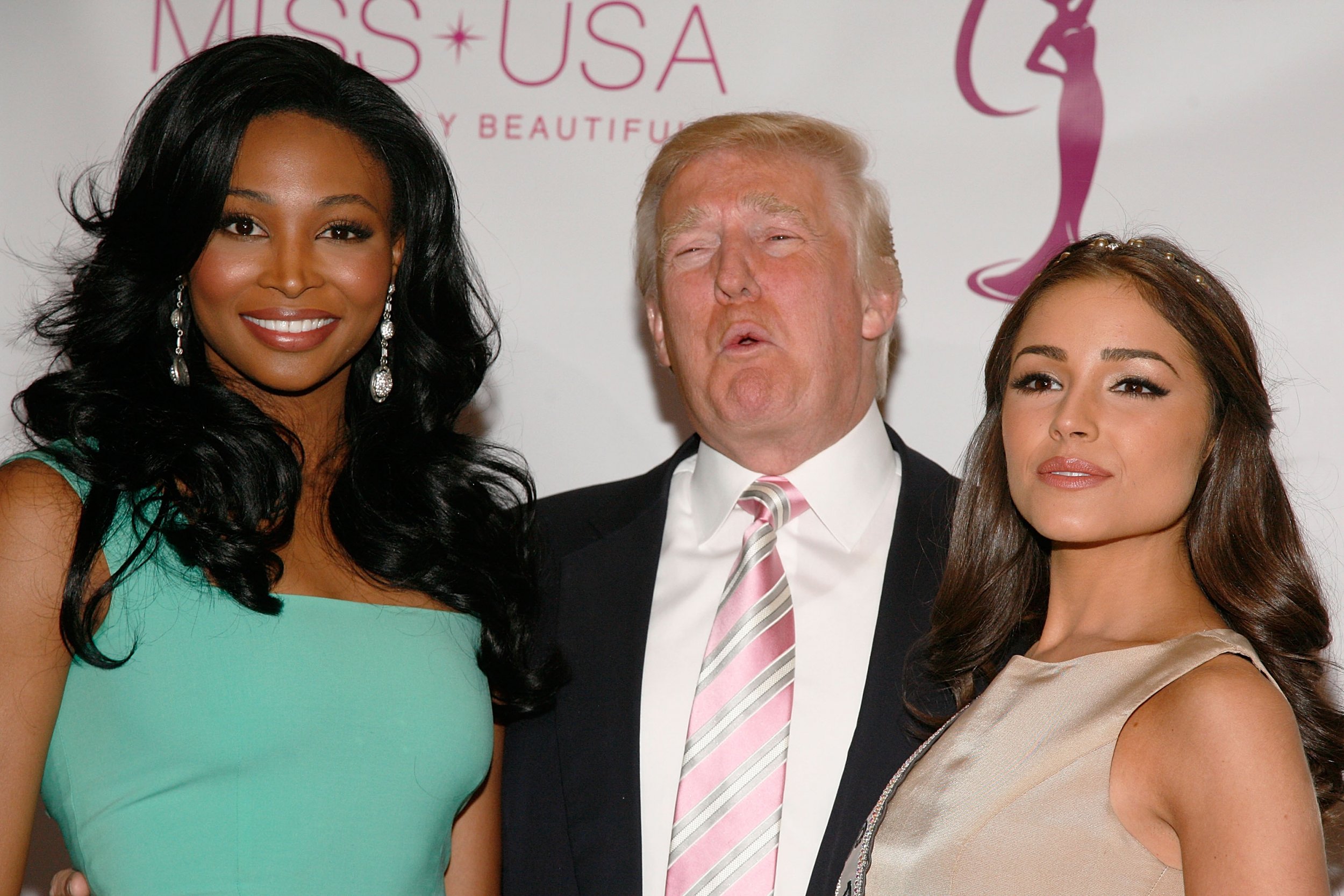 junior pageant nude girl Beauty Queens Claim Donald Trump Came into Pageant Dressing Rooms  Unannounced - Newsweek