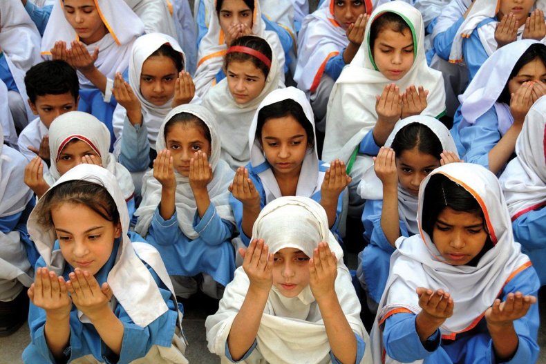 malala-yousafzai-FE01-third