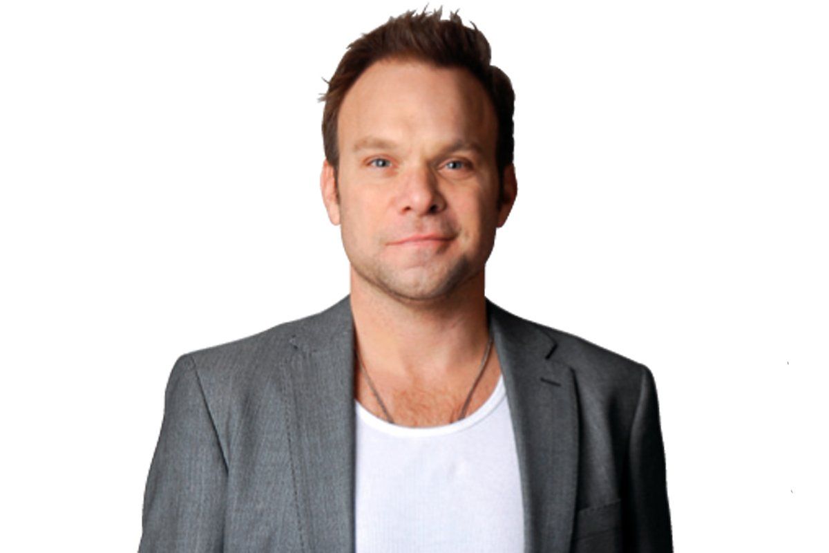 Next photo of Norbert Leo Butz