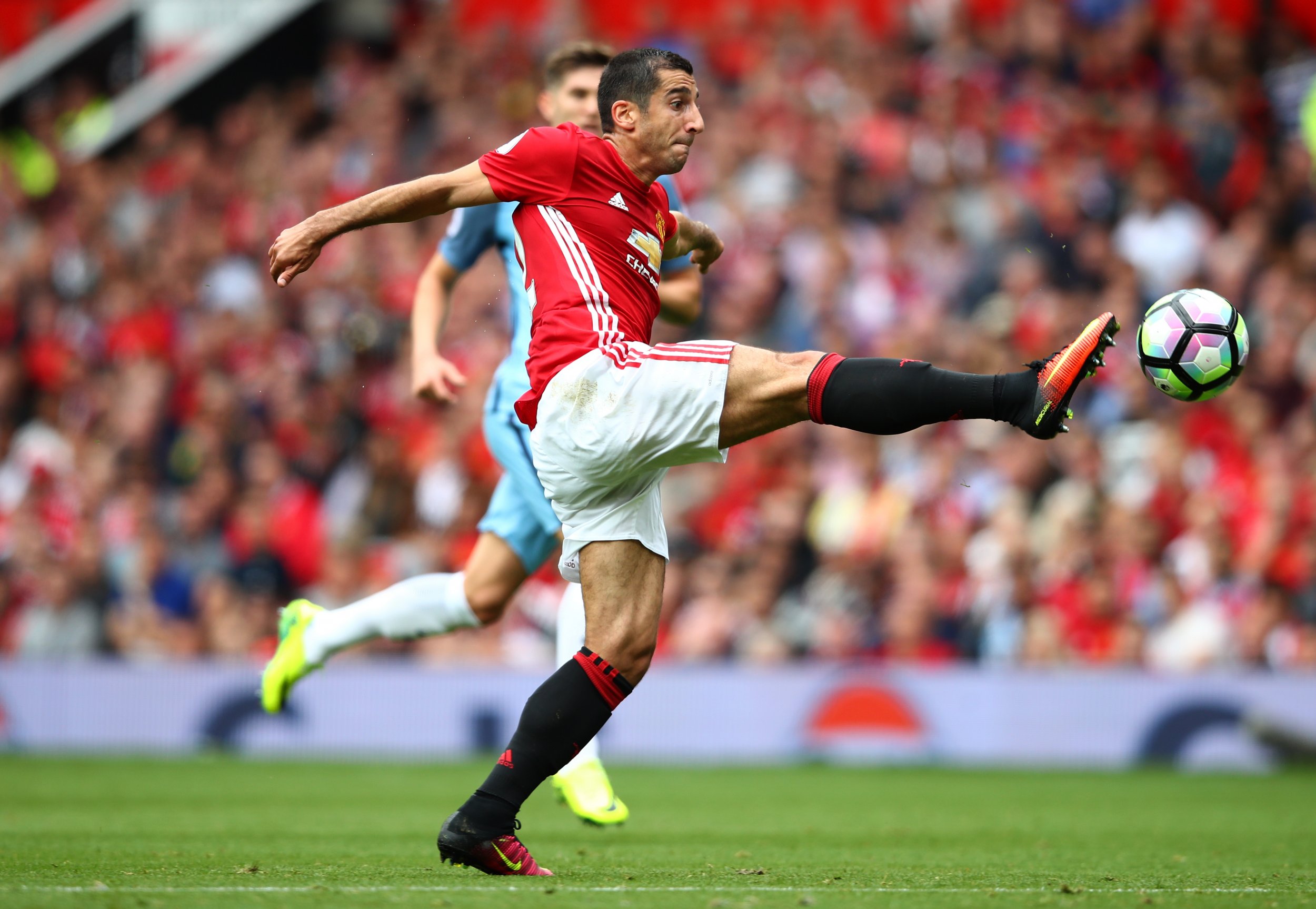 Henrikh Mkhitaryan likely to start vs Man City