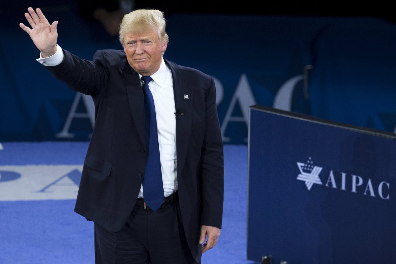 Donald Trump speaks at AIPAC conference