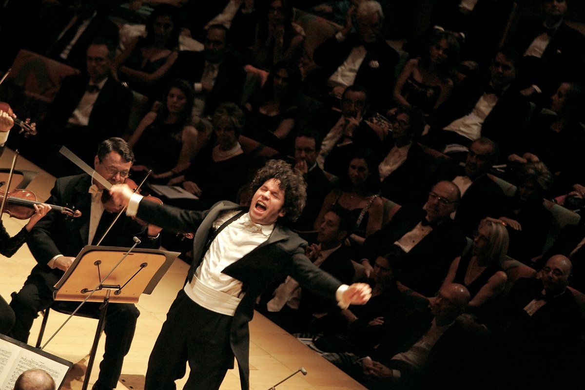 Star conductor Gustavo Dudamel resigns from Paris Opera