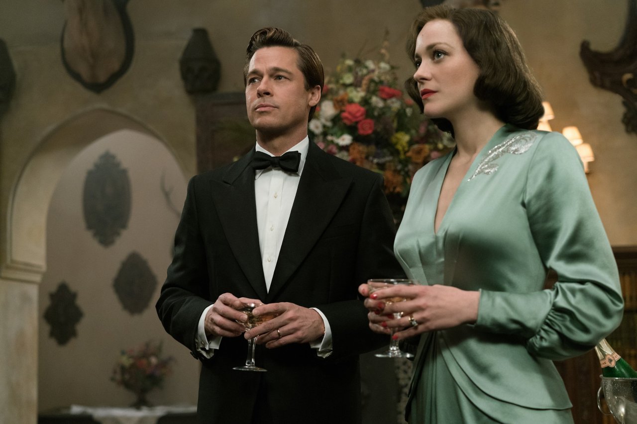 Brad Pitt and Marion Cotillard in Allied.