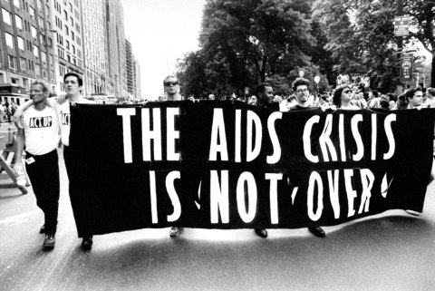 12_02_AIDS_06