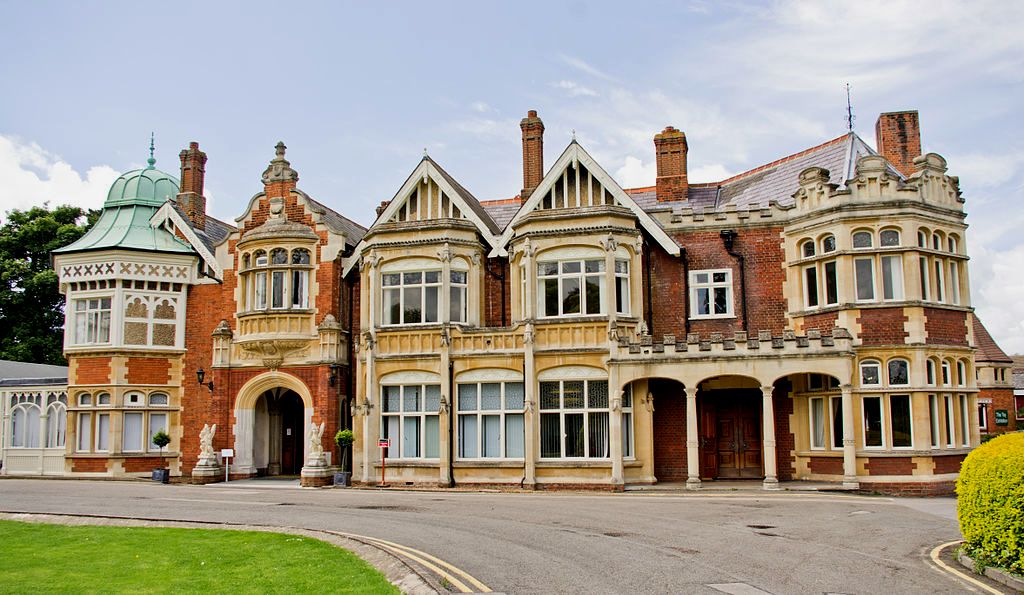 World War II Code Breaking Site Bletchley Park to Become School for