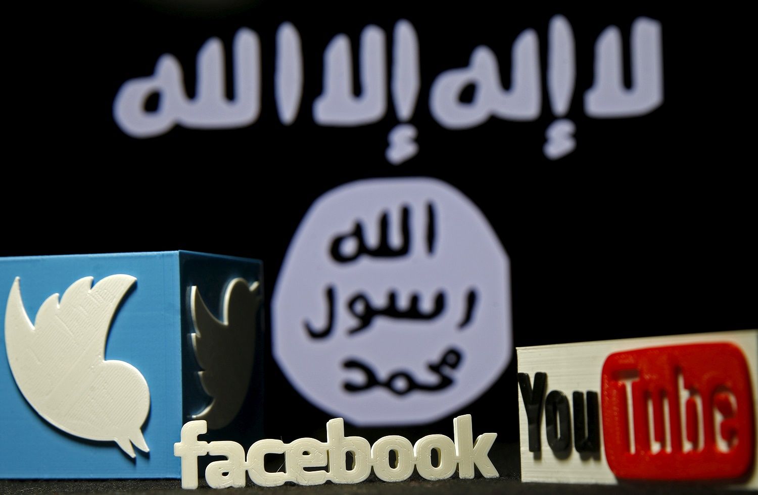 isis twitter facebook online database