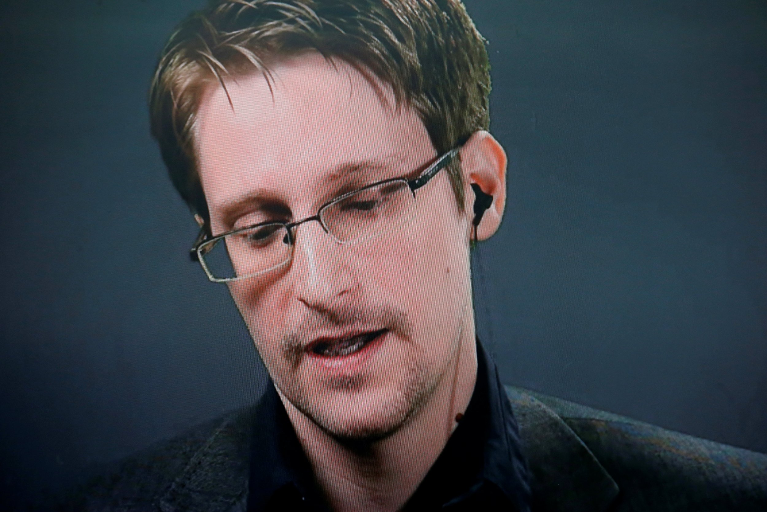 Edward Snowden Fight Fake News With Truth Not Censorship 