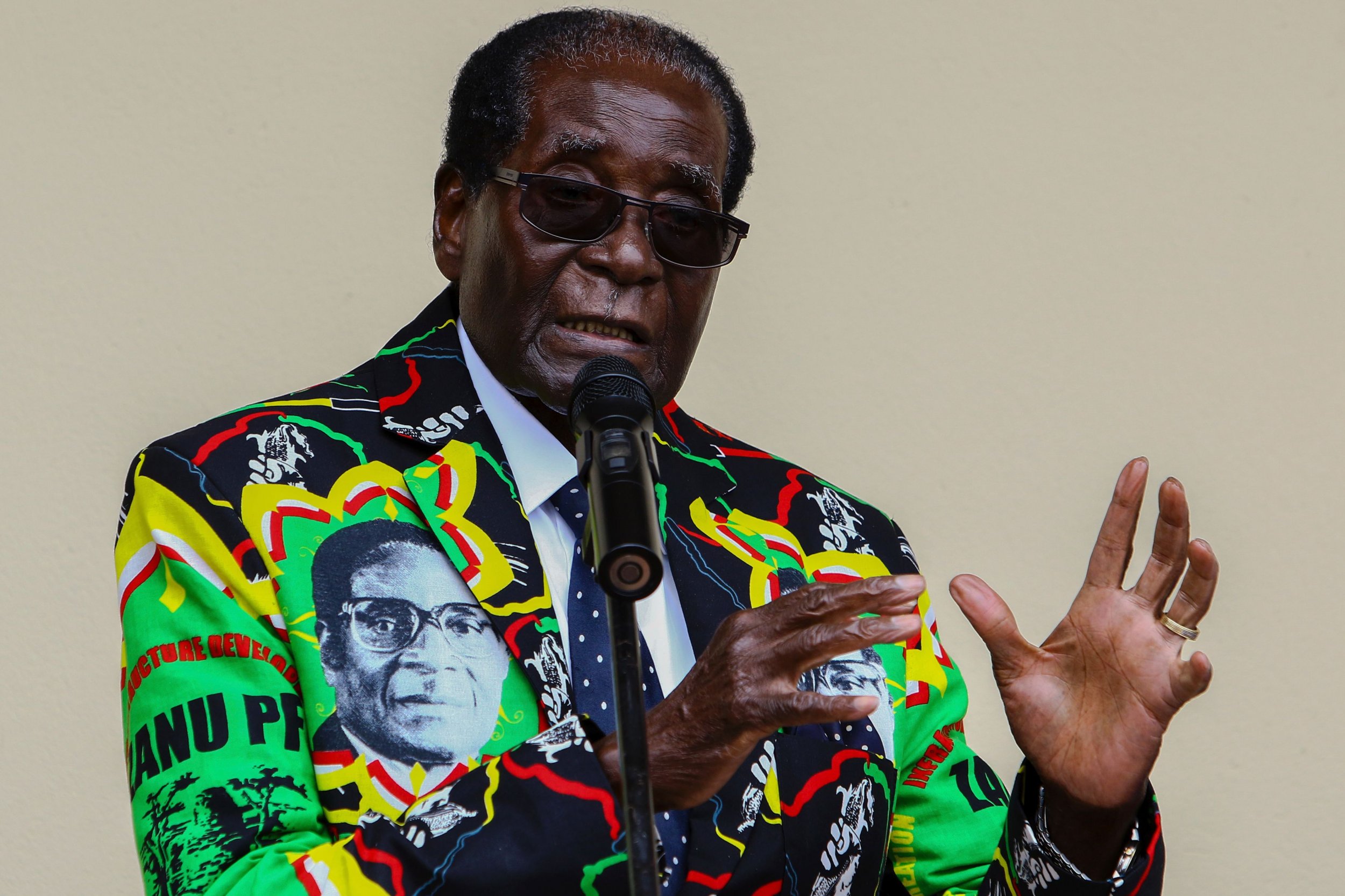 zimbabwe-s-mugabe-could-rule-until-aged-99-after-party-nominates-him