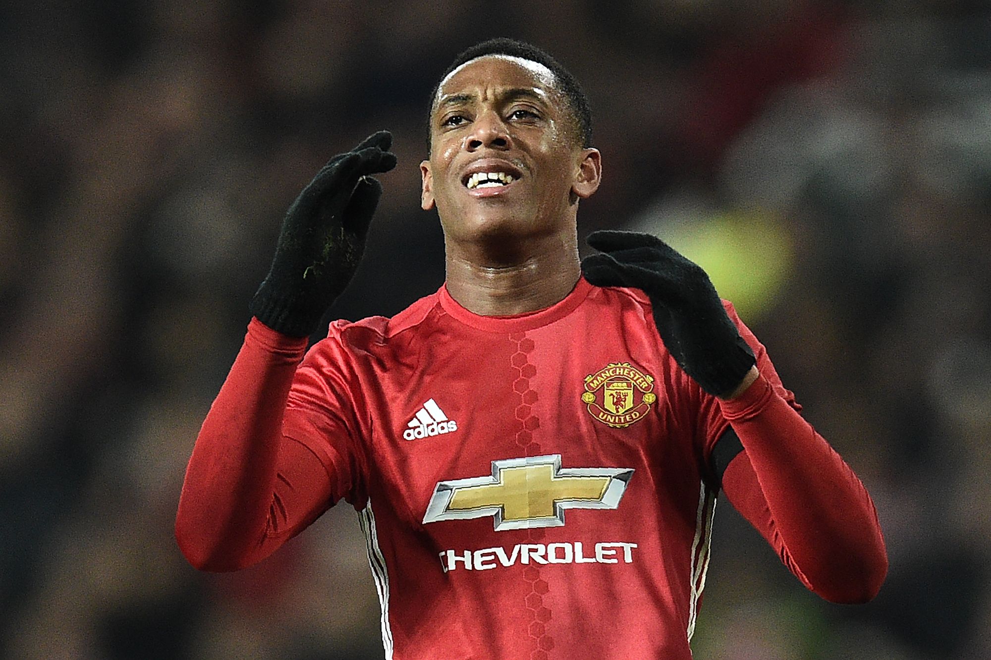  Anthony Martial of Manchester United celebrates scoring a goal during a match.