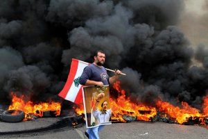 Lebanon-protests-hsmall