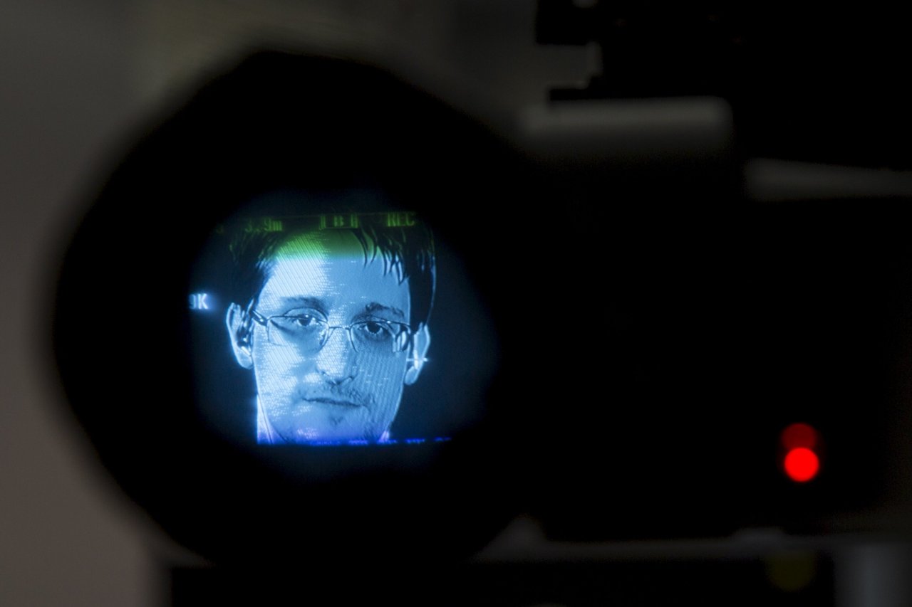 01_20_Snowden_01