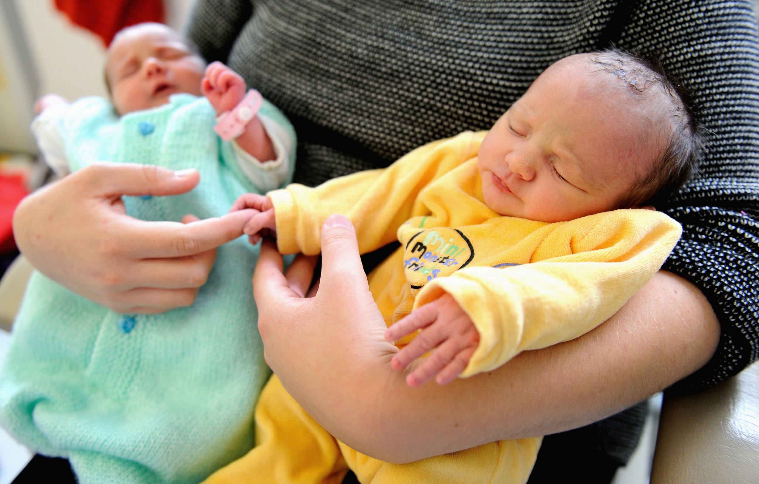 Признак близнецов. Hand Twins.