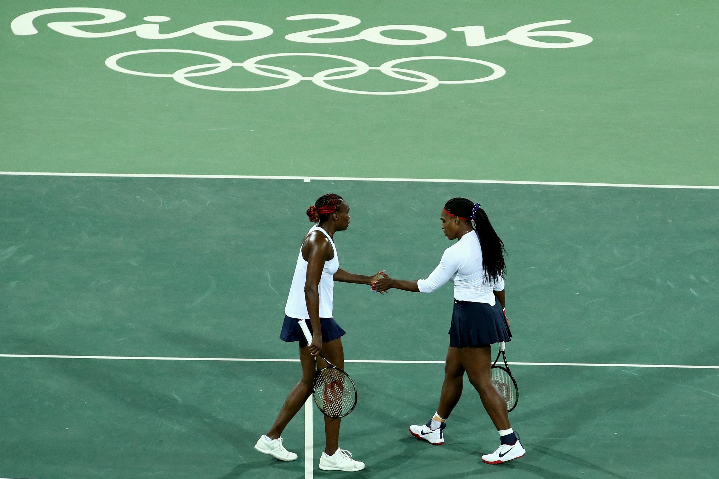 Serena Williams Beats Sister Venus Williams at U.S. Open