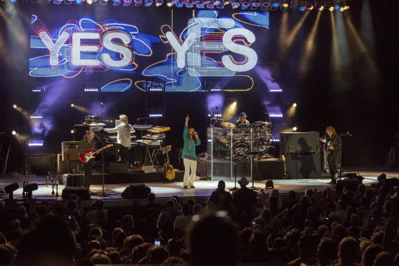 Yes live