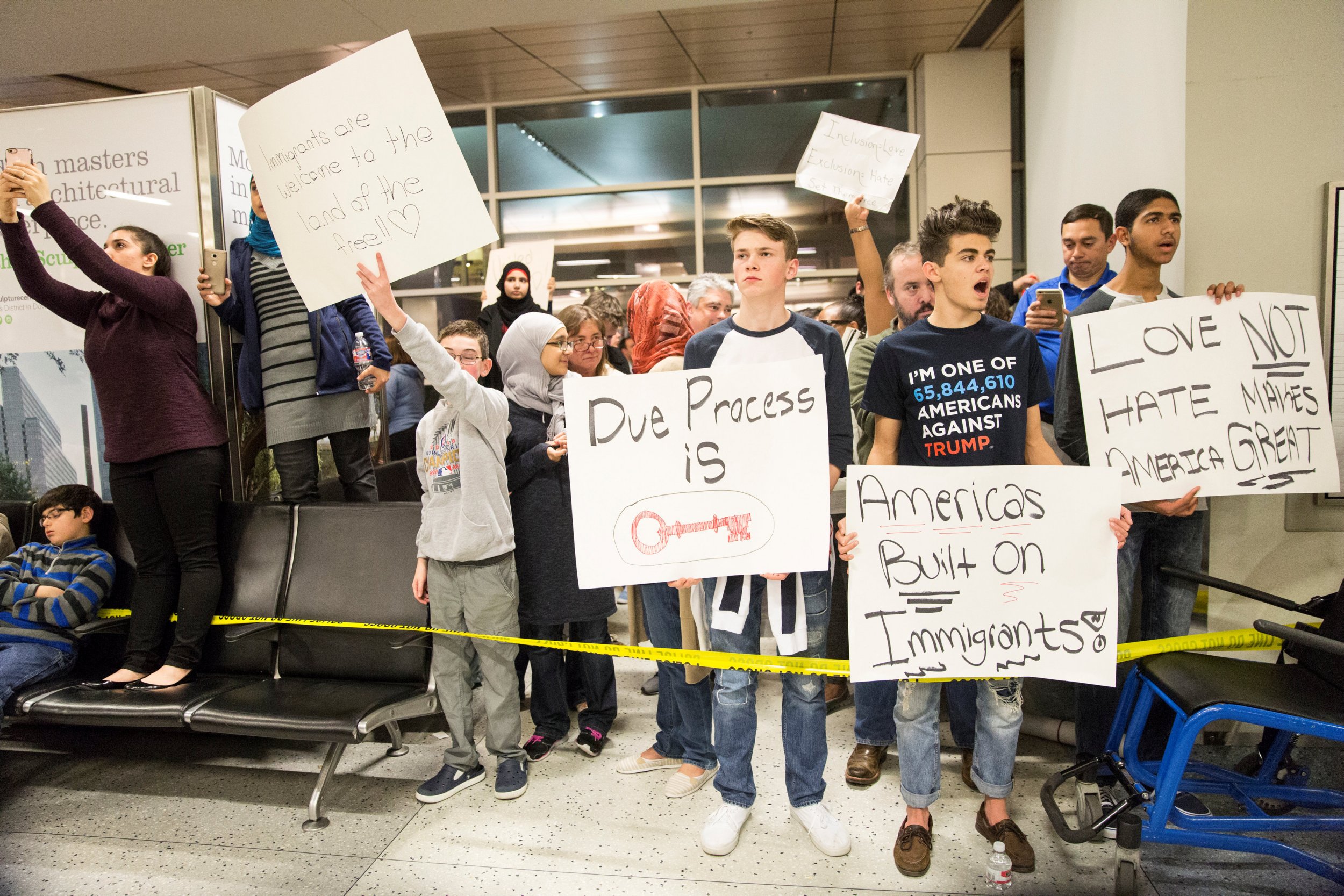 Muslim_Ban_AirportProtests_0128 Muslim_Ban_AirportProtests_0128