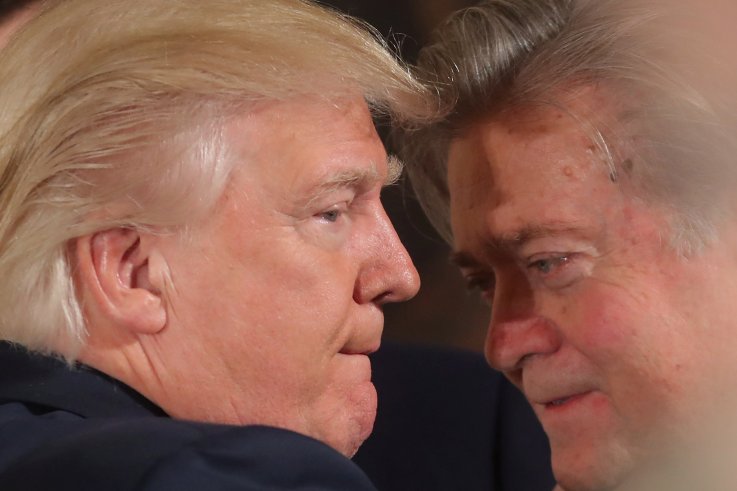 01_29_trumpbannon_01 01_29_trumpbannon_01