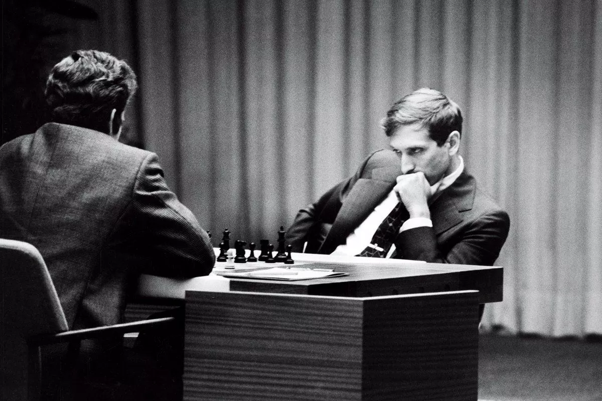 Bobby Fischer Ties Match 
