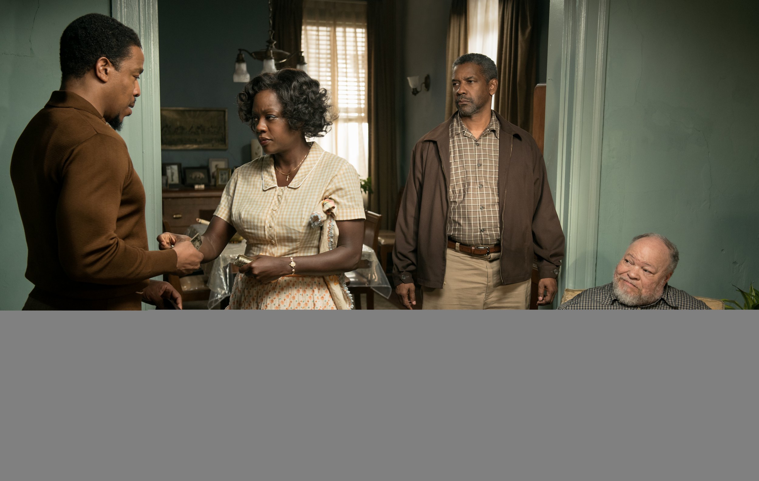 Review Denzel Washington Almost Too Much as Fences Patriarch
