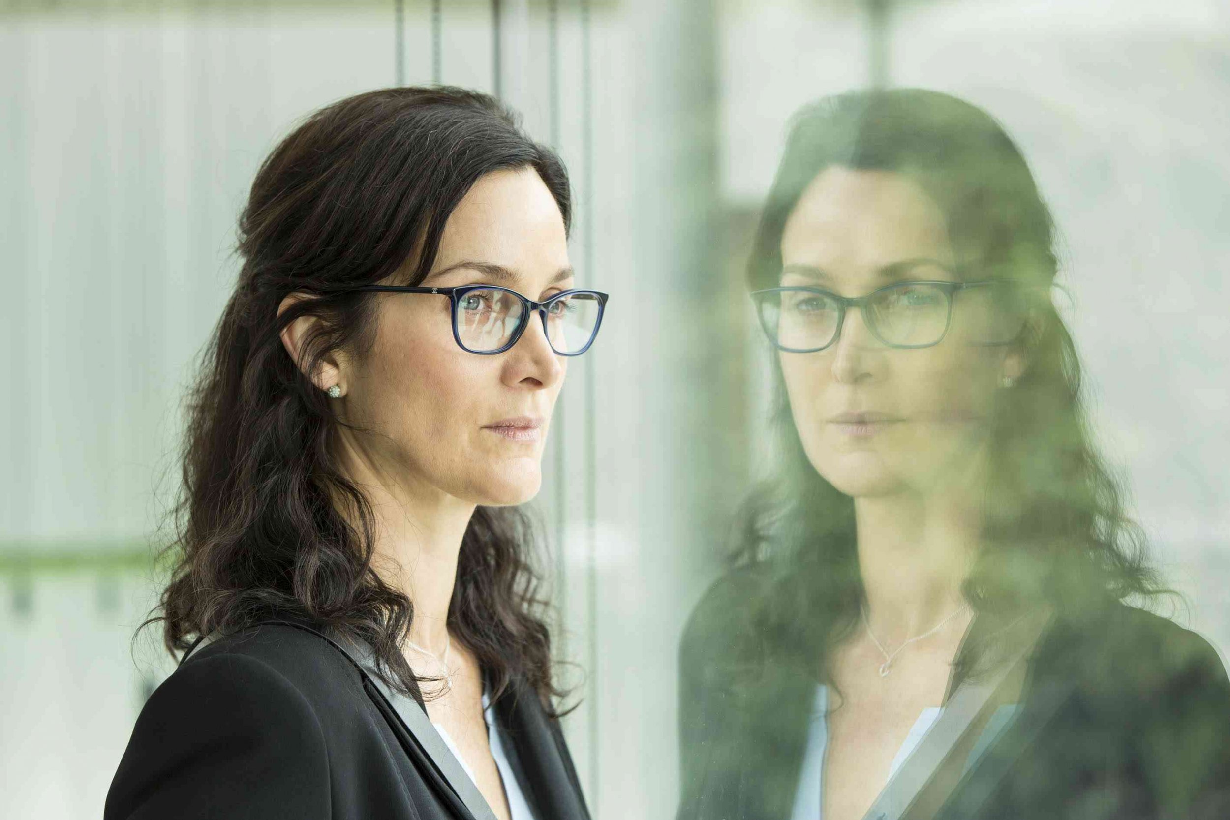 Carrie Anne Moss On Humans Season 2 The Matrix Reunion With Images, Photos, Reviews