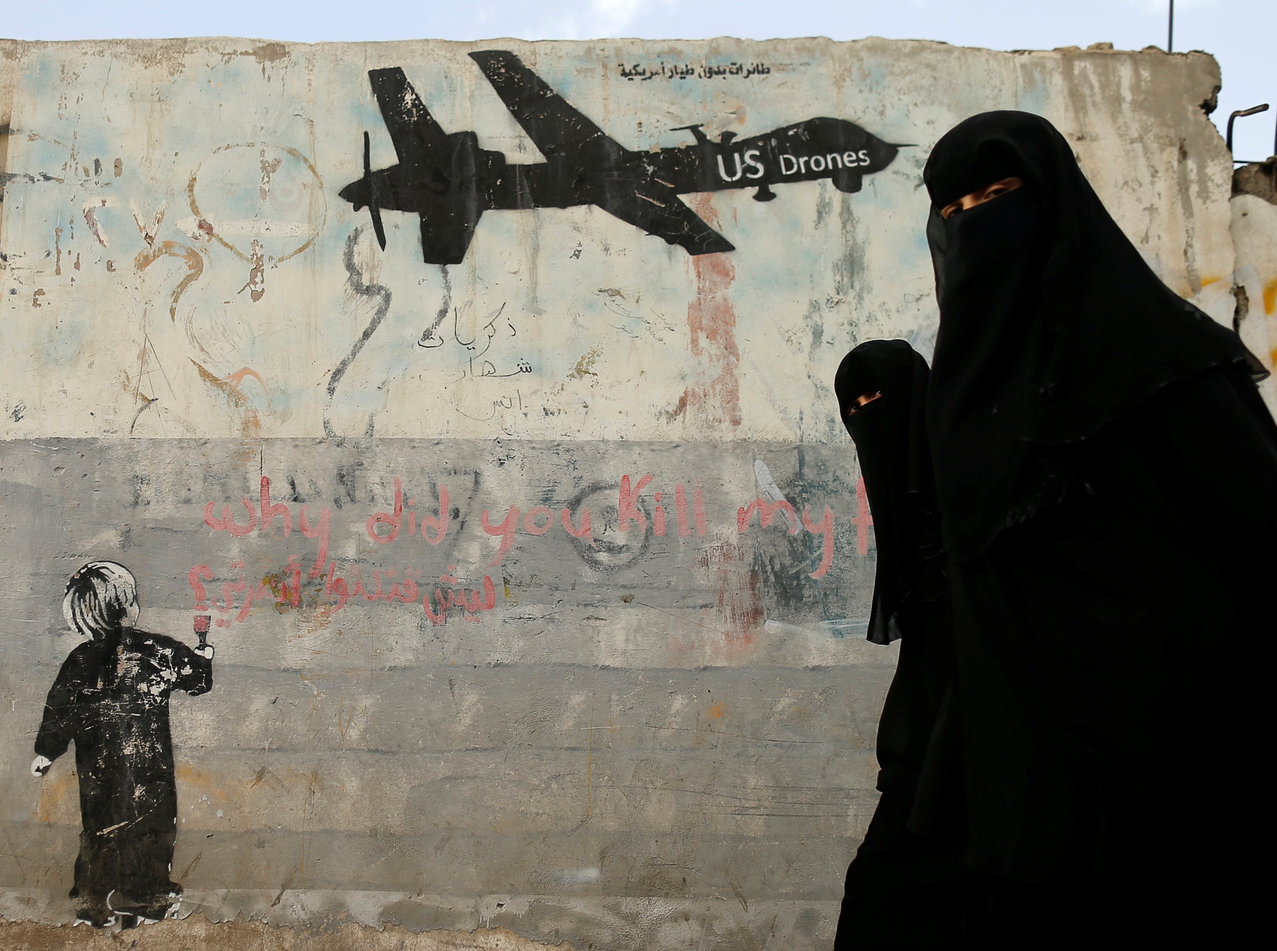Yemen Why Women Fought Against the U.S. Navy SEALs in Trump's First Counterterrorism Operation