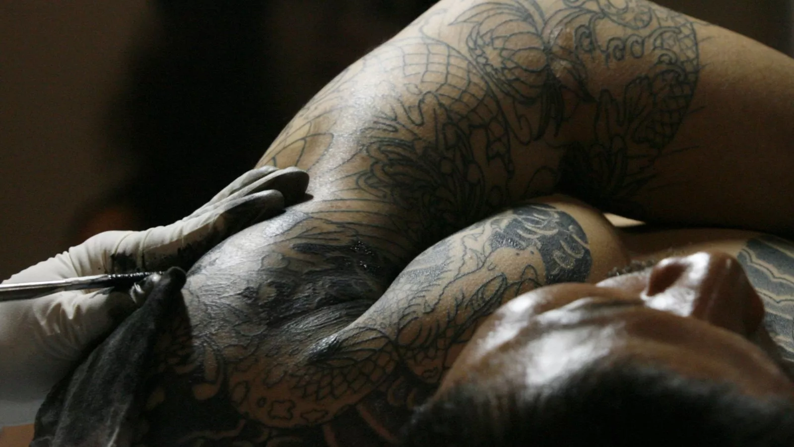 Why Japanese Tattoo Artists Are Thriving in Britain—but Not Back Home