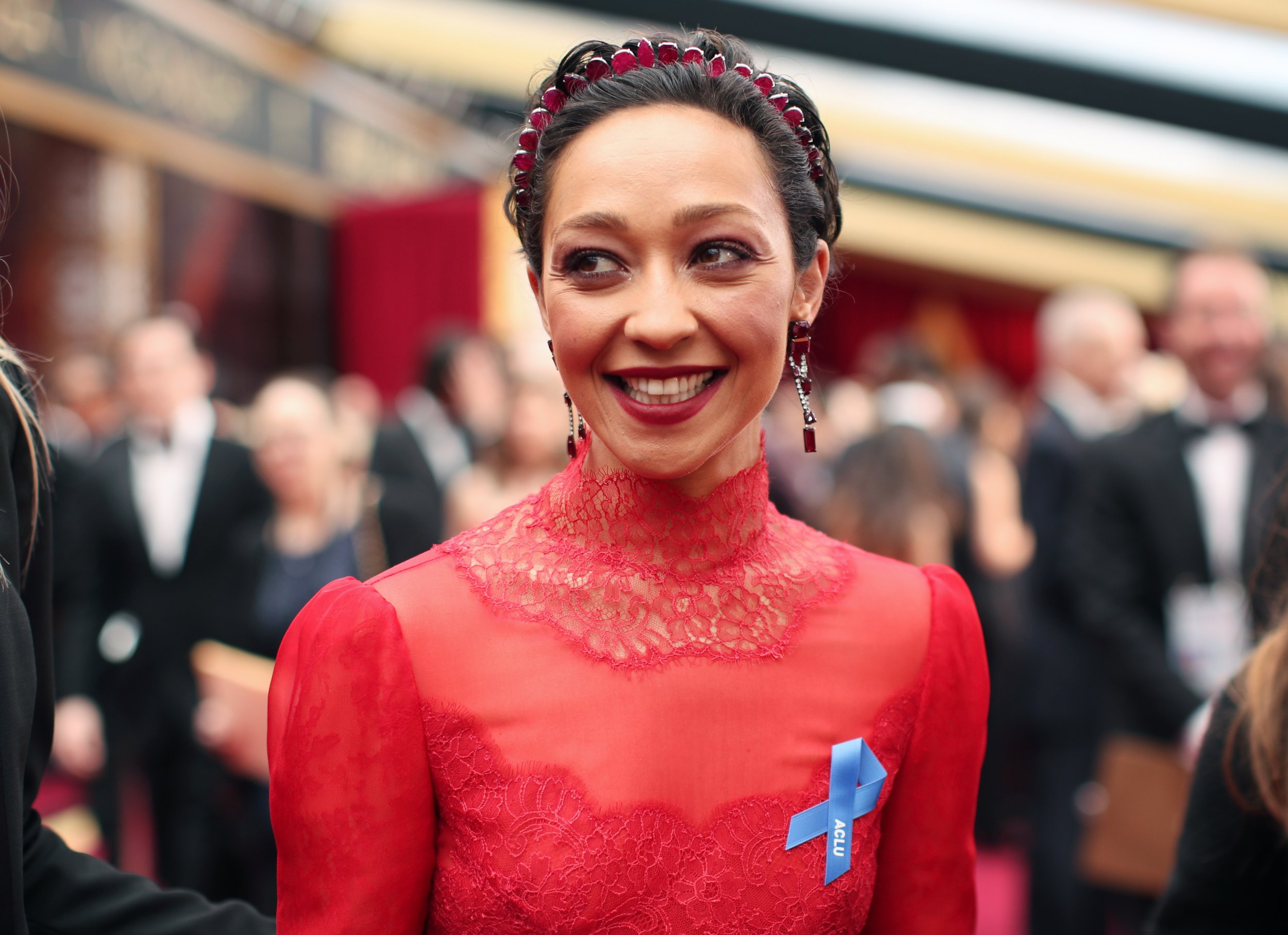 Ruth Negga wears ACLU ribbon