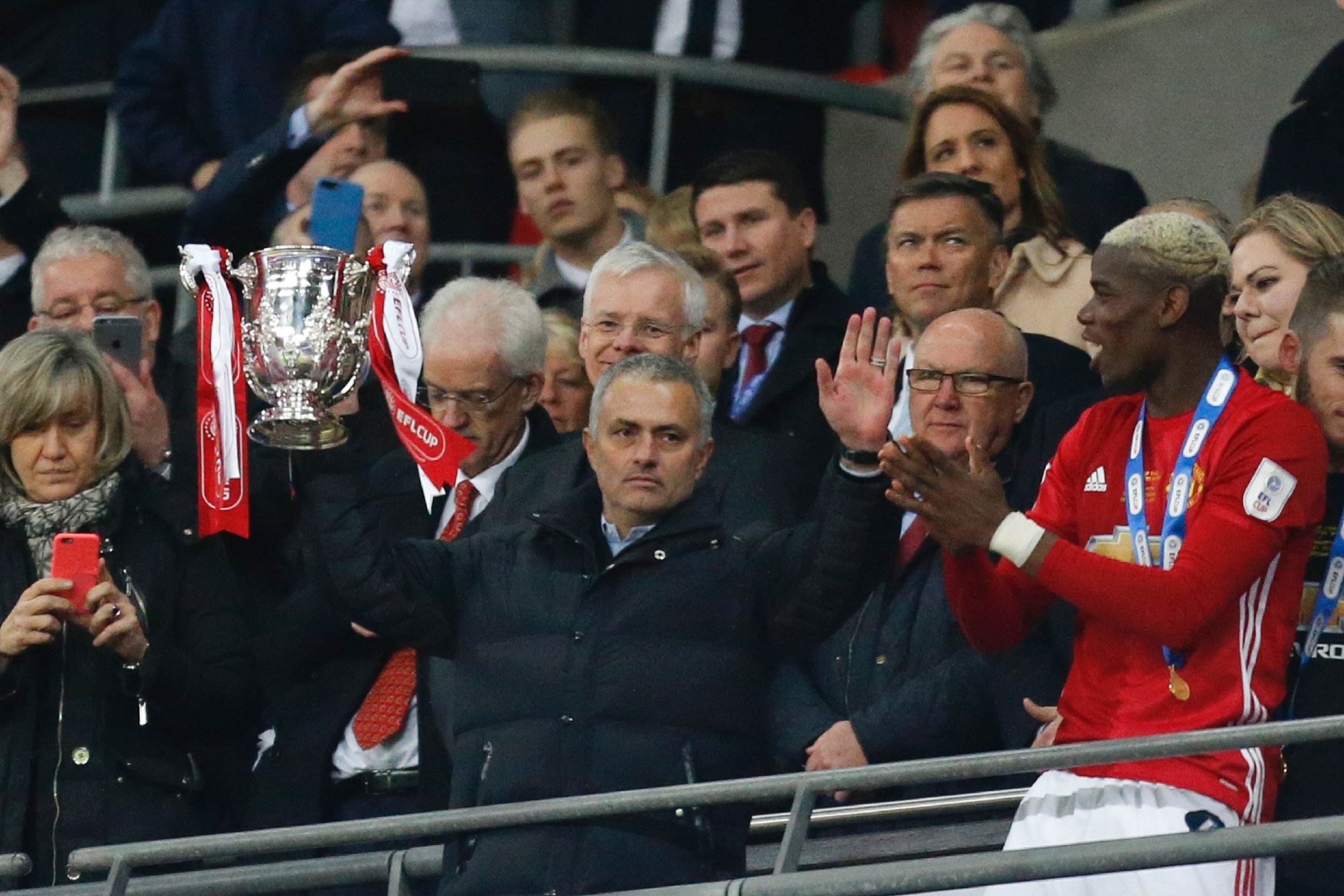 Manchester United manager Jose Mourinho, center.