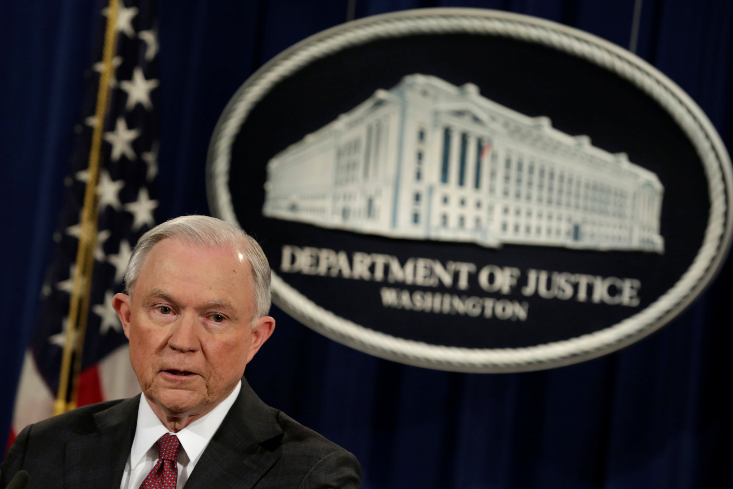 0302_Jeff_Sessions_recuse_01