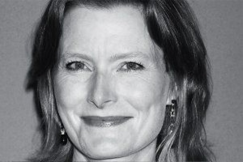Jennifer-Egan-fe02side