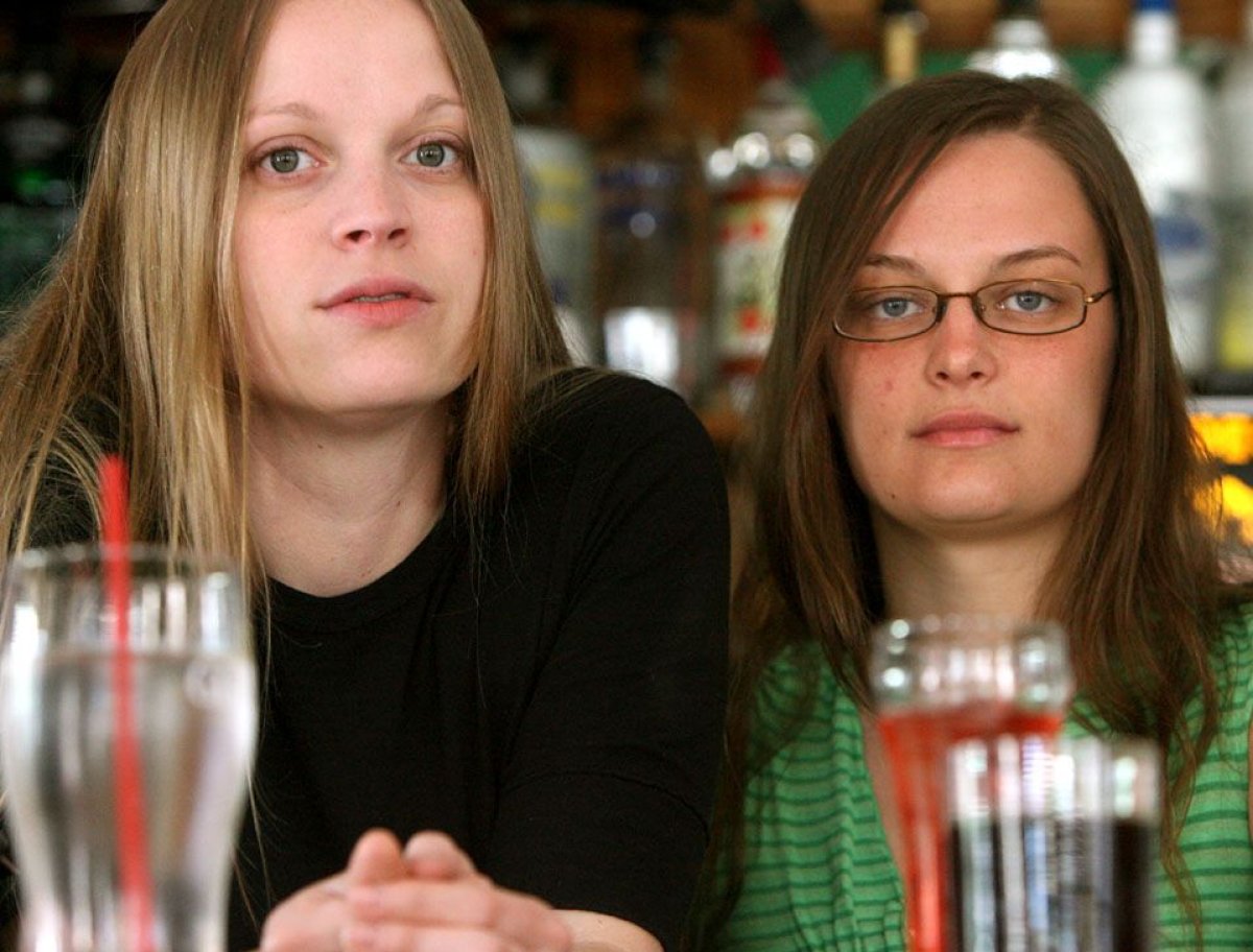 Hannah Bridgeman-Oxley (left) and Karri Cormican