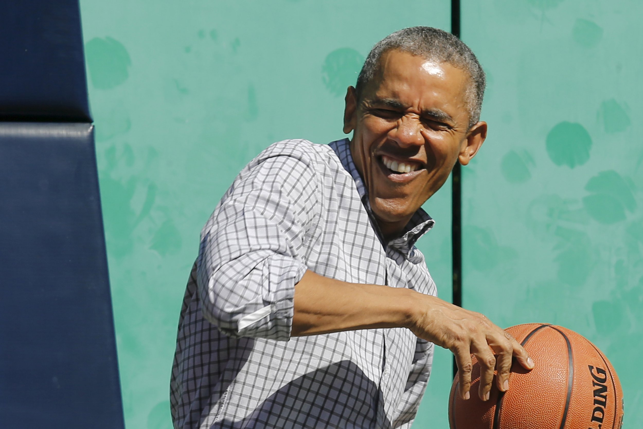 obama basketball