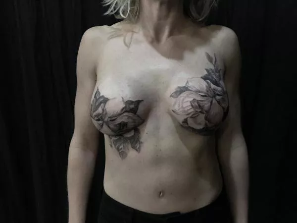 Tattooists Help Breast Cancer Survivors Transform Scars Into Art