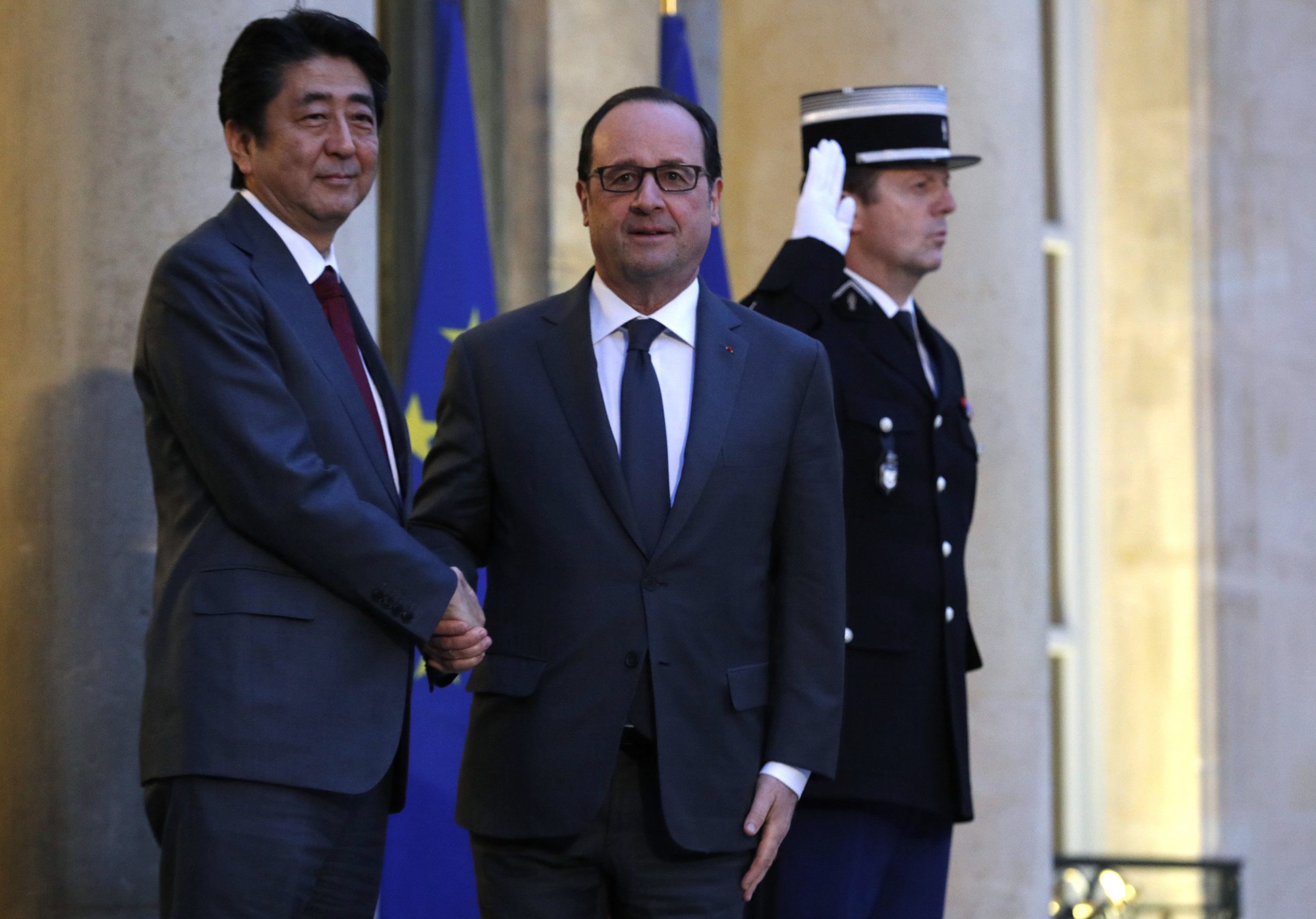 Francois Hollande Shinzo Abe