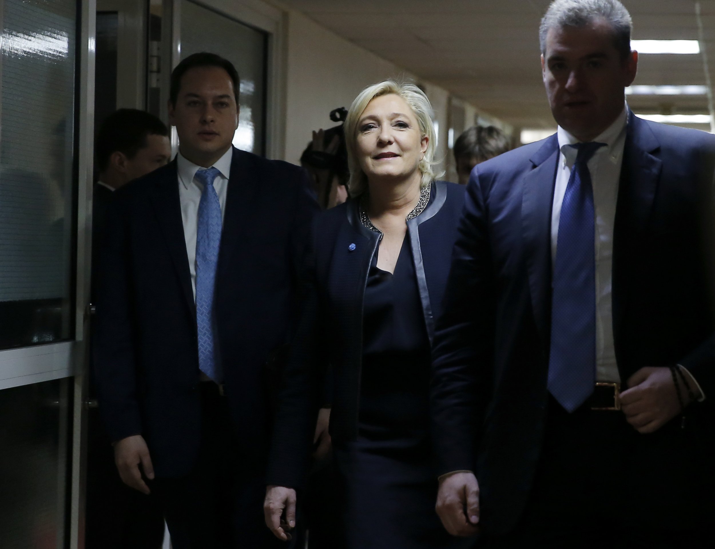 Marine Le Pen Calls For Closer France Russia Ties On Moscow Visit One Month Ahead Of Elections 