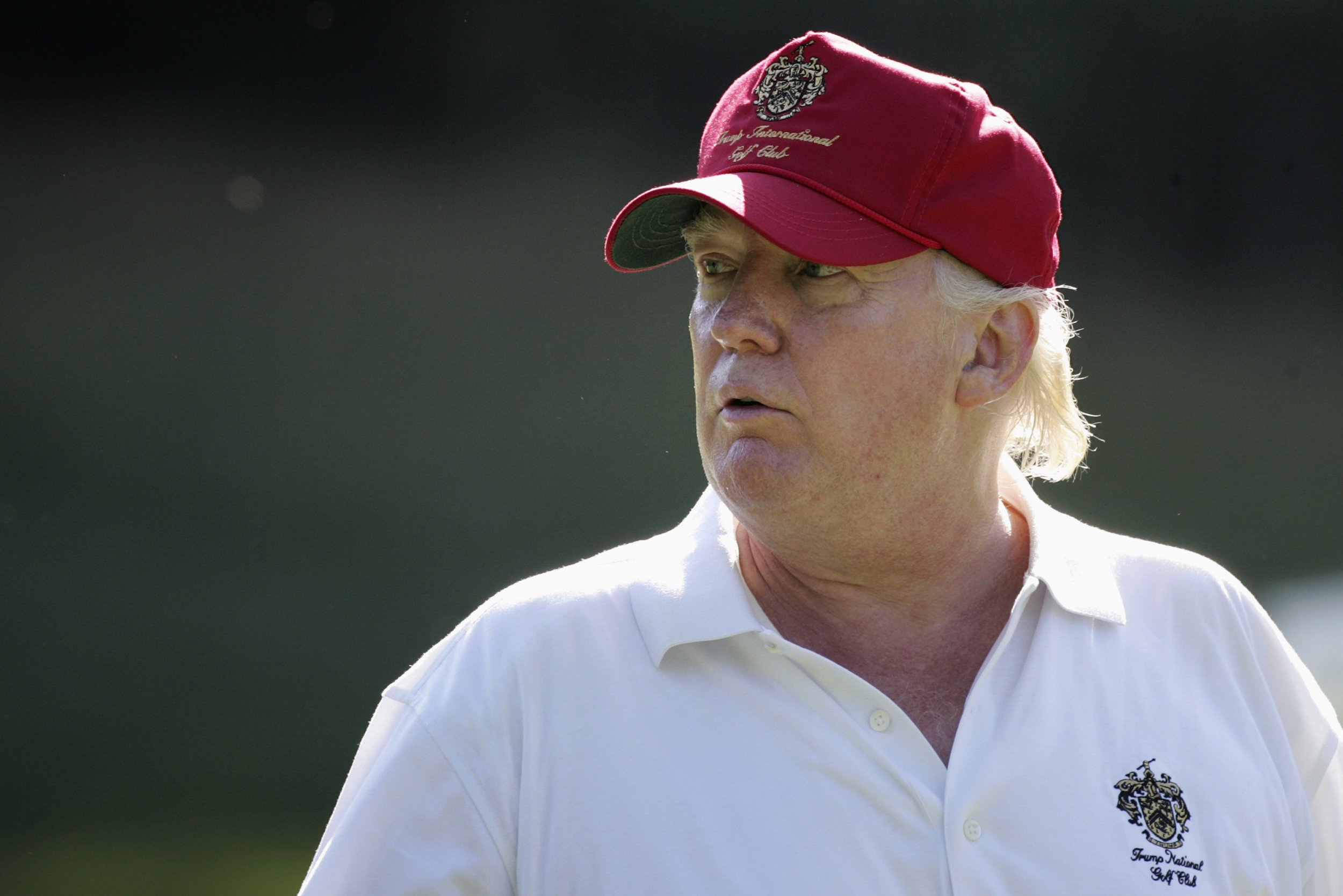 04_08_Trump_Golf_01